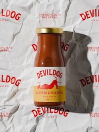 Mascot-Led Hot Sauce Identities Image 5