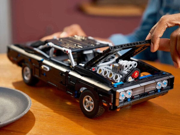 Collaborative Franchise Car Builds