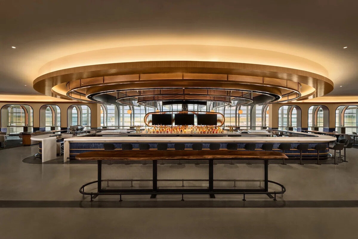 Record-Size Airport Lounges