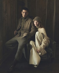 Luxurious Après-Ski Liness Image 2