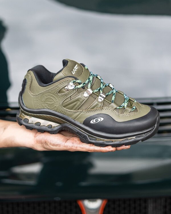 Mechanics Workwear Sneakers: Salomon Builds Oil-Ready XT-Quest 2 for ...