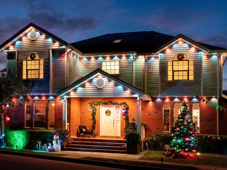 Dual-Zone Roofline Lights