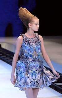 Jungle Snake Fashion Image 7