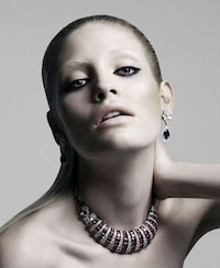 Slicked-Back Silhouettes Image 5