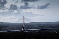 Breathtaking Bridgetography Image 4
