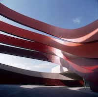 Ribbon-Wrapped Architecture Image 8