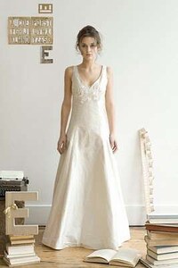 Slip-Like Weddings Gowns Image 8