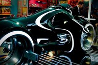 Sci-Fi Light Bikes Image 4