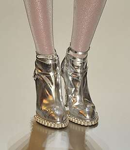 Disco Pumps