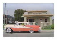 Hyper-Realistic Retro Models Image 5