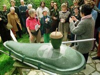 Eco-Friendly Funerary Urns Image 8