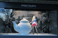 Eccentric Tearoom Fashion Image 2