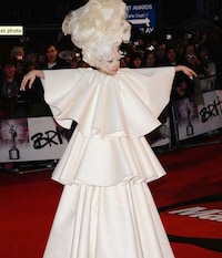 Tiered Cake Attire Image 2