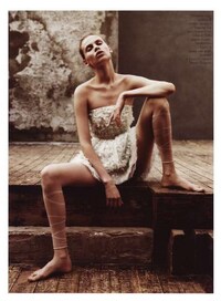 Ballerina-Inspired Photoshoots Image 3