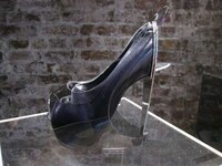 Futuristic Heel-less Heels Image 4