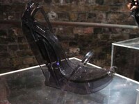Futuristic Heel-less Heels Image 7