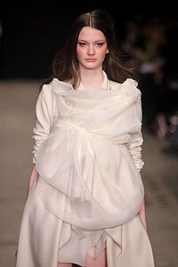 Voluminous Tutu Skirts Image 5