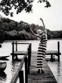 Straw Hats & Diaphanous Dresses Image 7