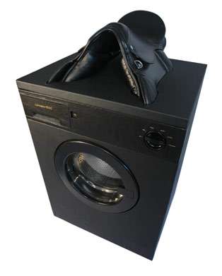 Orgasmatron 3000 Brings Fun to Washing Clothes