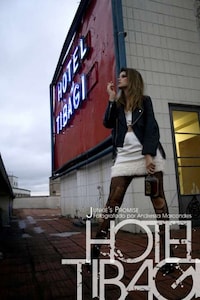 Hard-Partying Pictorials Image 2