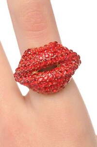Bedazzled Smooch Rings Image 3