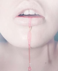 Trippy Dripping Close-Ups Image 3