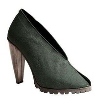 Elastic Weaved Heels Image 2