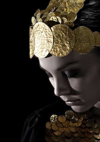 Gold Coin Headdresses Image 4