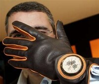 Aspen One Ski Glove Image 2