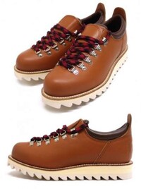 High-End Hiking Shoes Image 3