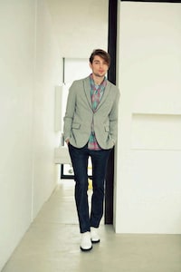 Pastel Formalwear Image 3