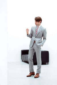 Pastel Formalwear Image 7