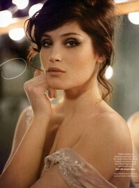 Hepburn-Inspired Shoots Image 6