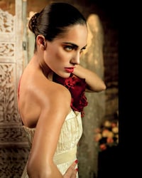 Dramatized Wedding Frocks Image 2