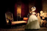 Dramatized Wedding Frocks Image 4