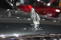 Eco Hybrid Limos Image 8