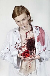 Gory Lovetography Image 2