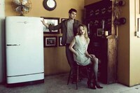 40s-Inspired Coupletography Image 4