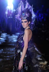 Volcanic Minidresses Image 4