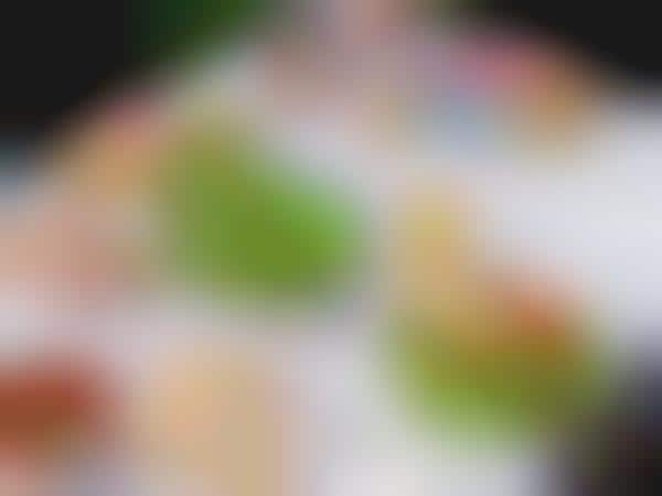 Diet-Aiding Dinner Plates