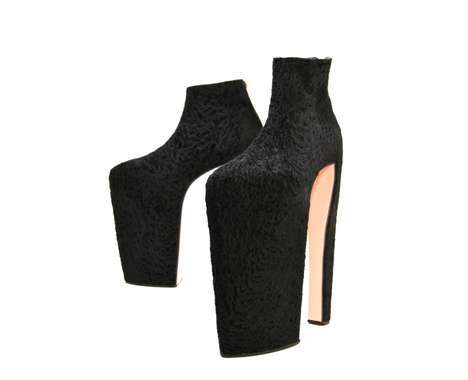 35 Skyscraper Heels
