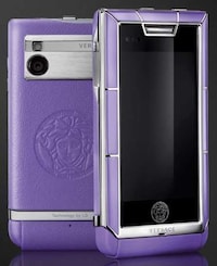 Designer Touchscreen Mobiles Image 2