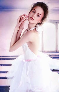 Unadorned Ballerina Pictorials Image 2