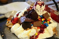 Gluttonous Sundaes Image 6