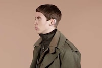 Sleeveless Suit Jackets Image 7