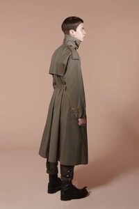 Sleeveless Suit Jackets Image 8
