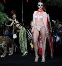 Model-Mannequin Fusion Image 2