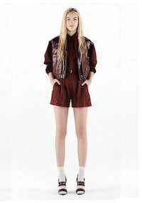 Crop Tops & Sweaters Image 5