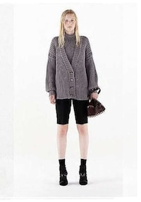 Crop Tops & Sweaters Image 8