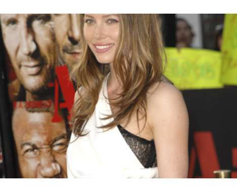 79 Memorable Red Carpet Fashions